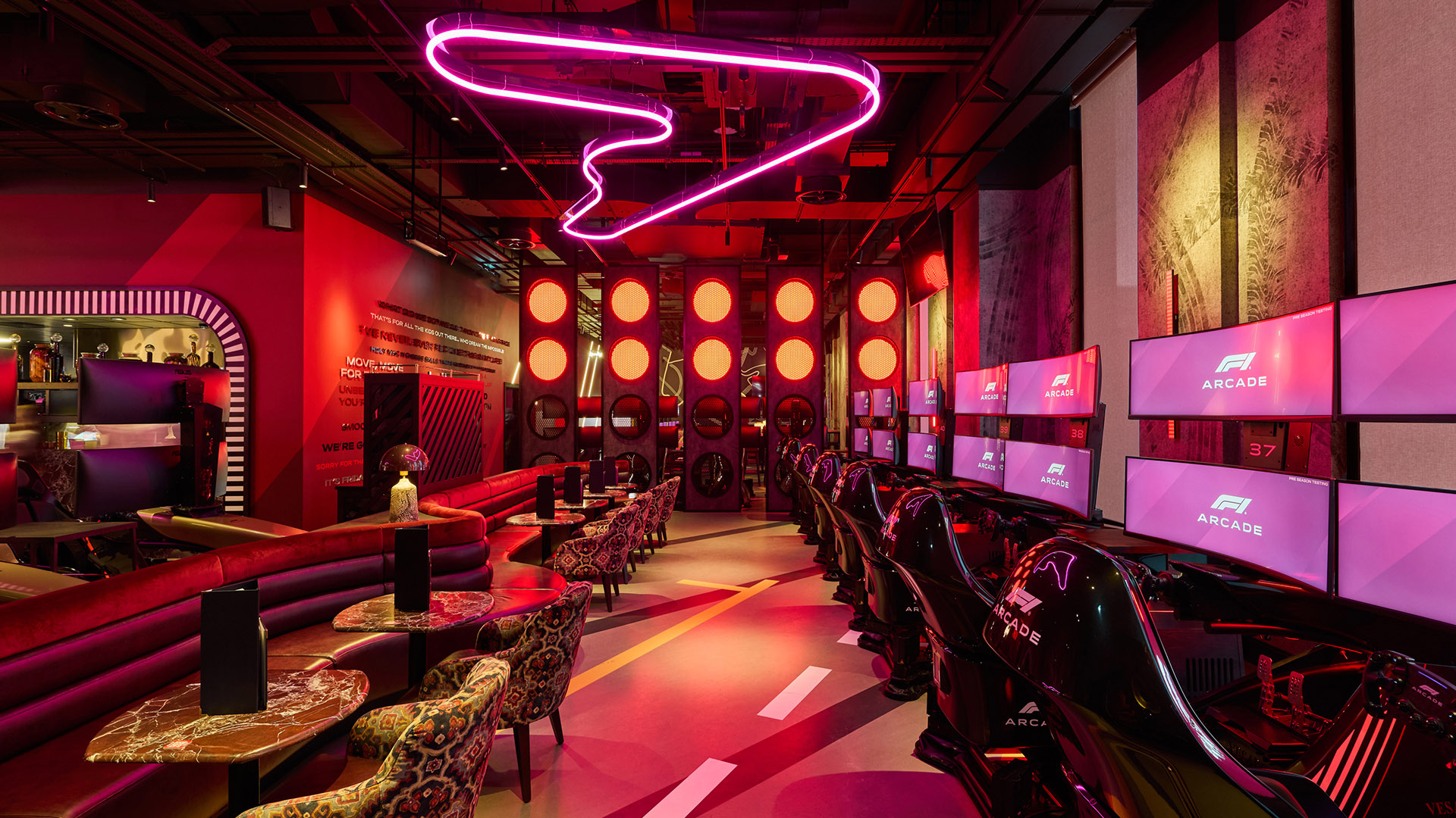 F1_Arcade_Birmingham_02